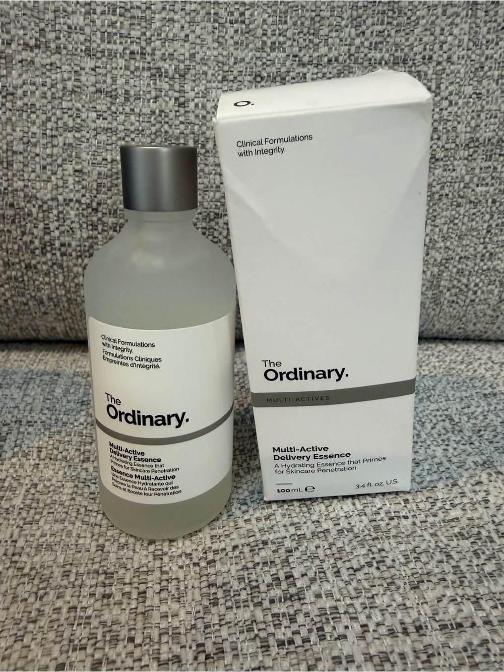 The Ordinary Multi-Active Delivery Essence - White and Silver